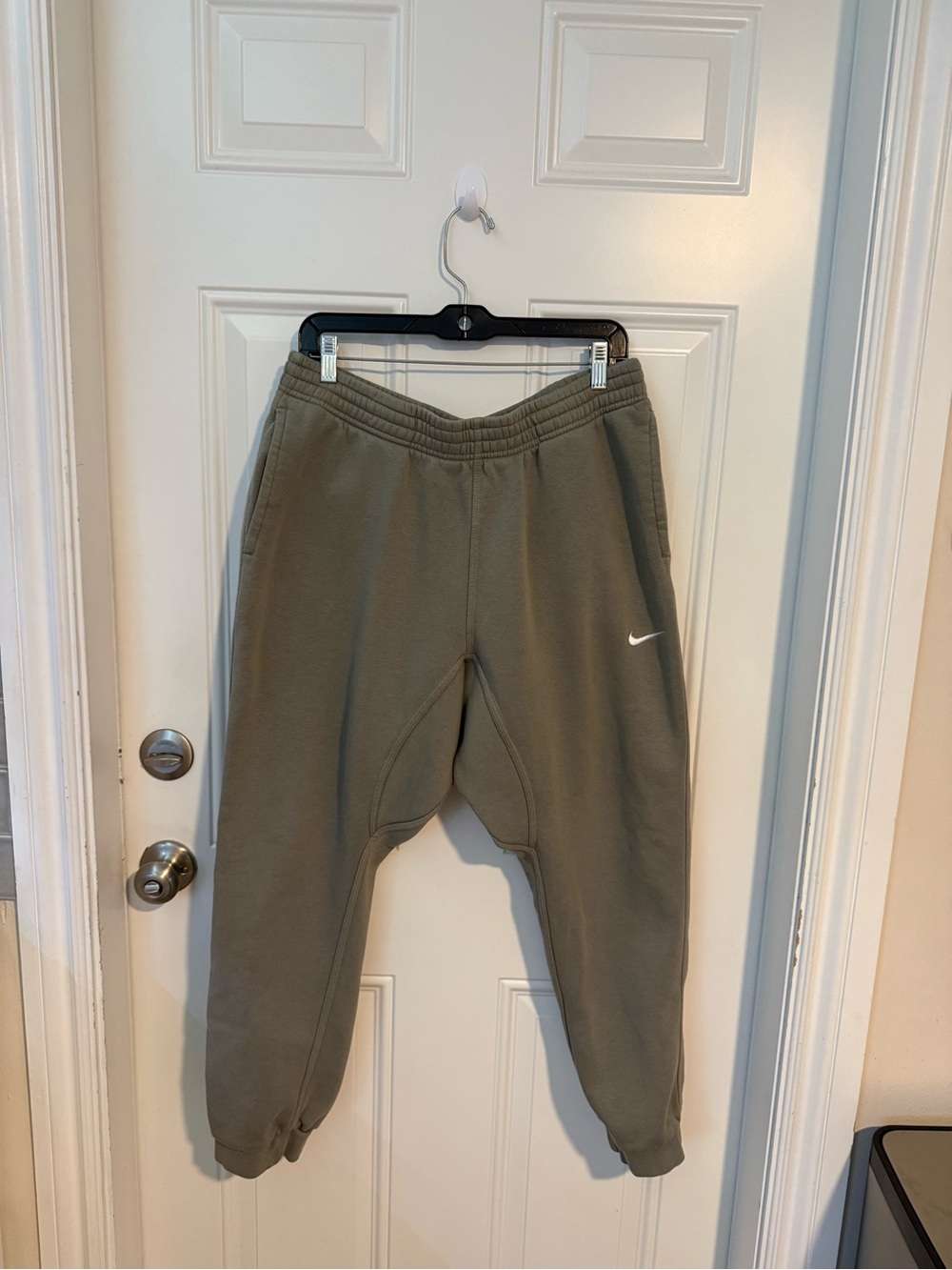 Nike fleece jogger Olive Green Men’s Sweatpants with White Swoosh